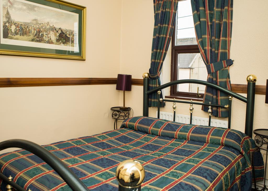 Banner Lodge Ennis Kültér fotó